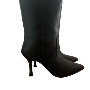 Black Heeled Boots